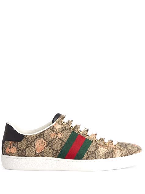 gucci berry sneakers